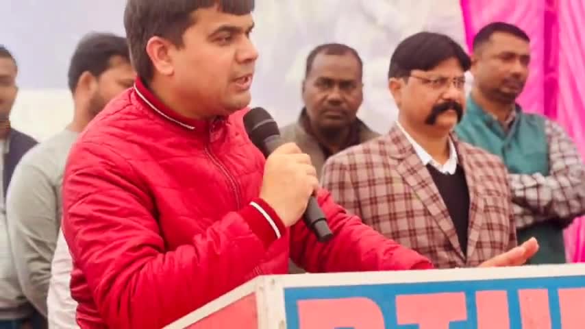 #शिवगढ जिला बेसिक शिक्षा अधिकारी की अध्यक्षता में परिषदीय विद्यालयों के 102 दिव्यांग बच्चों को सहायकउपकरण वितरण संपन्न