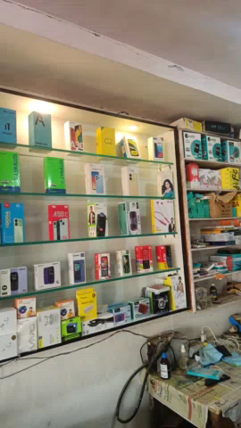mahi mobile shop katgi
hamare yaha par sabhi company 
ka smart phone finece me bhi uplabdh hai