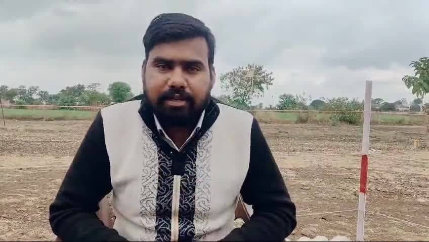 सिरोंज: भीमराव अम्बेडकर जी के समस्त अनुयायी विशाल जनसंख्या में 31 दिसम्बर दिन मंगलवार को दोपहर 12 बजे सिरोंज न्यूबस