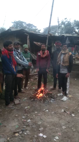 Hayaghat block ke chandanpatti me karake ke thand per rahi hai