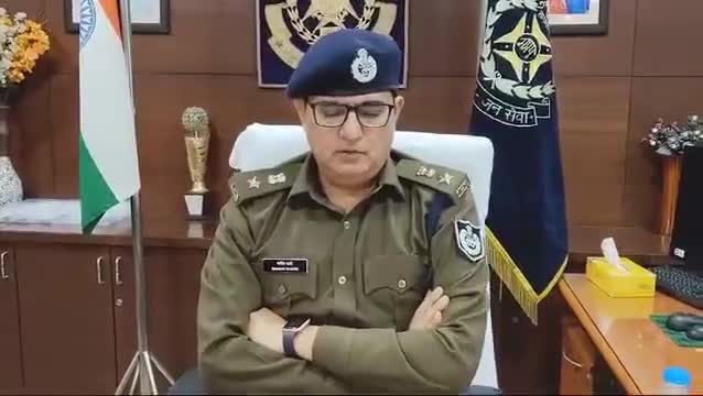#सिंगरौली बरगवां क्षेत्र गोदवाली स्थित एक ढाबे में मिले दो युवक के शव पुलिस प्रशासक कl आया ब्यान सुने देखें..
#sunilshah