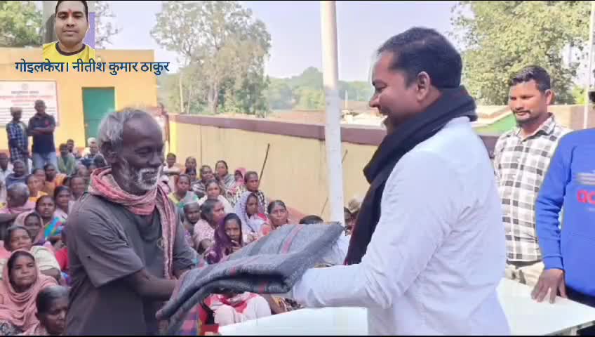 कुईड़ा गांव में मुखिया डॉ दिनेशचंद्र बोयपाई ने जरूरतमंदों के बीच किया कंबल वितरण