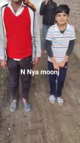 Etawah jila me ye gaav he nagla naya moonj moja ish gaav me rod nhi karbaie ja rhi he