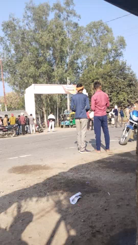 Karaundi kala road jaam accident ke karan