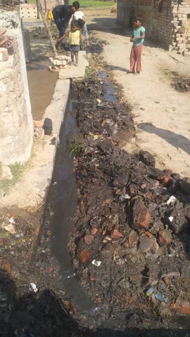 जल्द से जल्द इसे बनवाने की कोशिश करे 
अंबेडकर पार्क कवई पहाड़पुर
