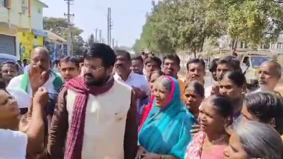 నార్సింగి: రామాయంపేట మండలం లో పర్యటించిన మెదక్ ఎమ్మెల్యే డాక్టర్ మైనంపల్లి రోహిత్ రావు