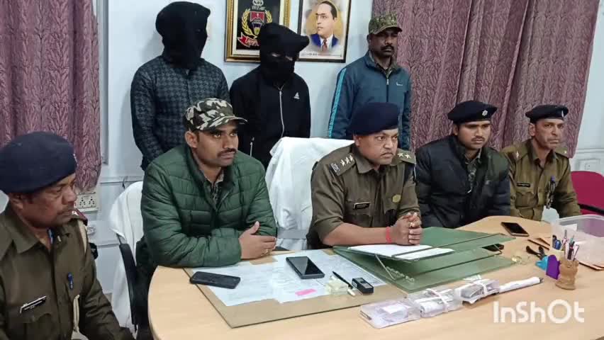सुंदरपहाड़ी: सुंदर पहाड़ी थाना क्षेत्र में चोरी करने वाले दो लोगों को पुलिस ने किया गिरफ्तार
