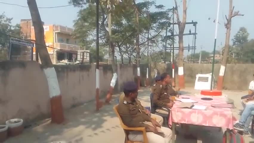 इमरान खान के अध्याशता मीन सरस्वती पूजा के शुब एवसर प्रति शंती सेवा समिती का बतहक किया गया गया