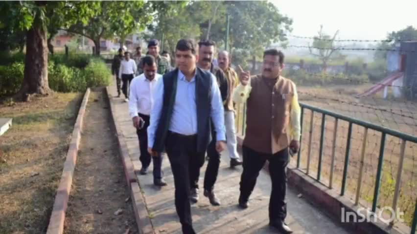 अमड़ापाड़ा: उपायुक्त ने प्रकृति विहार पार्क का निरीक्षण किया, पार्क के विकास और सौंदर्यीकरण पर ज़ोर दिया