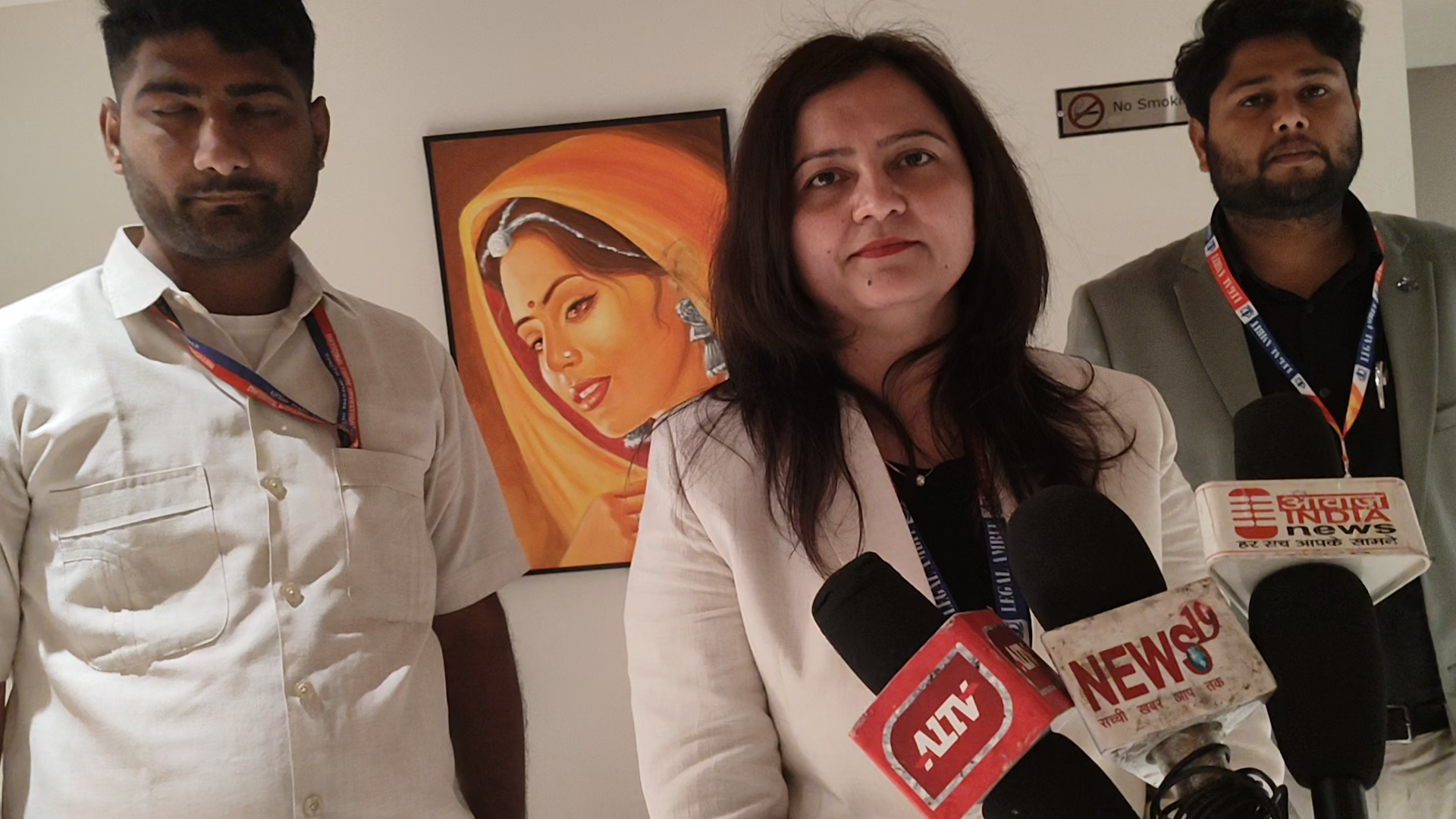 *लीगल अम्बिट वेलफेयर सोसायटी द्वारा उत्कृष्ट कार्यों के लिए लोगों को आरटीआई योद्धा सम्मान से नवाजा*

*अमित ट्रांसपोर्ट क