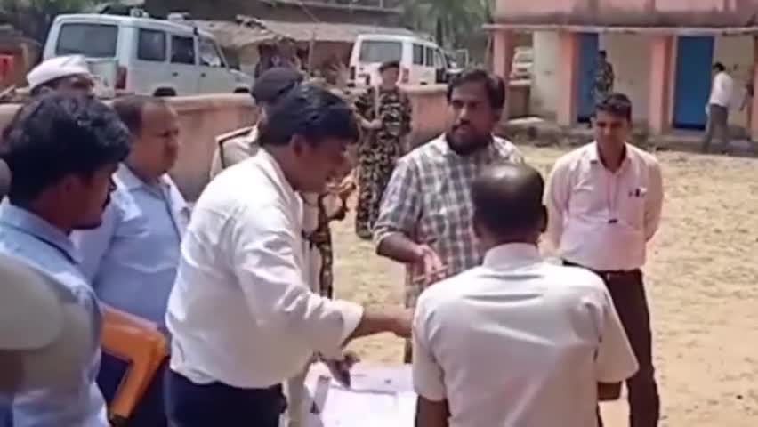 वैशाली का DM का गाली देते Video Viral मुश्किलें बढ़ा रहे उनके सहयोगी II DM नवादा यशपाल मीणा । Yespal Meena
#dmgaali