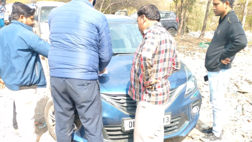 सीलमपुर: दिल्ली नगर निगम की शाहदरा नॉर्थ जोन टीम ने बाबरपुर और खजूरी खास में अतिक्रमण हटाने का अभियान चलाया