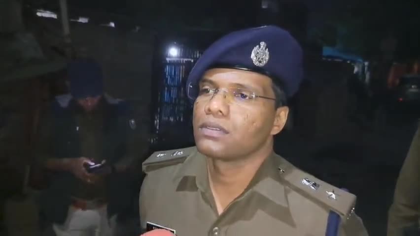फुलवारिशरीफ थाना अंतर्गत नहरपुरा में एक युवक क़ो अपराधियों ने सरेआम गोली मारी