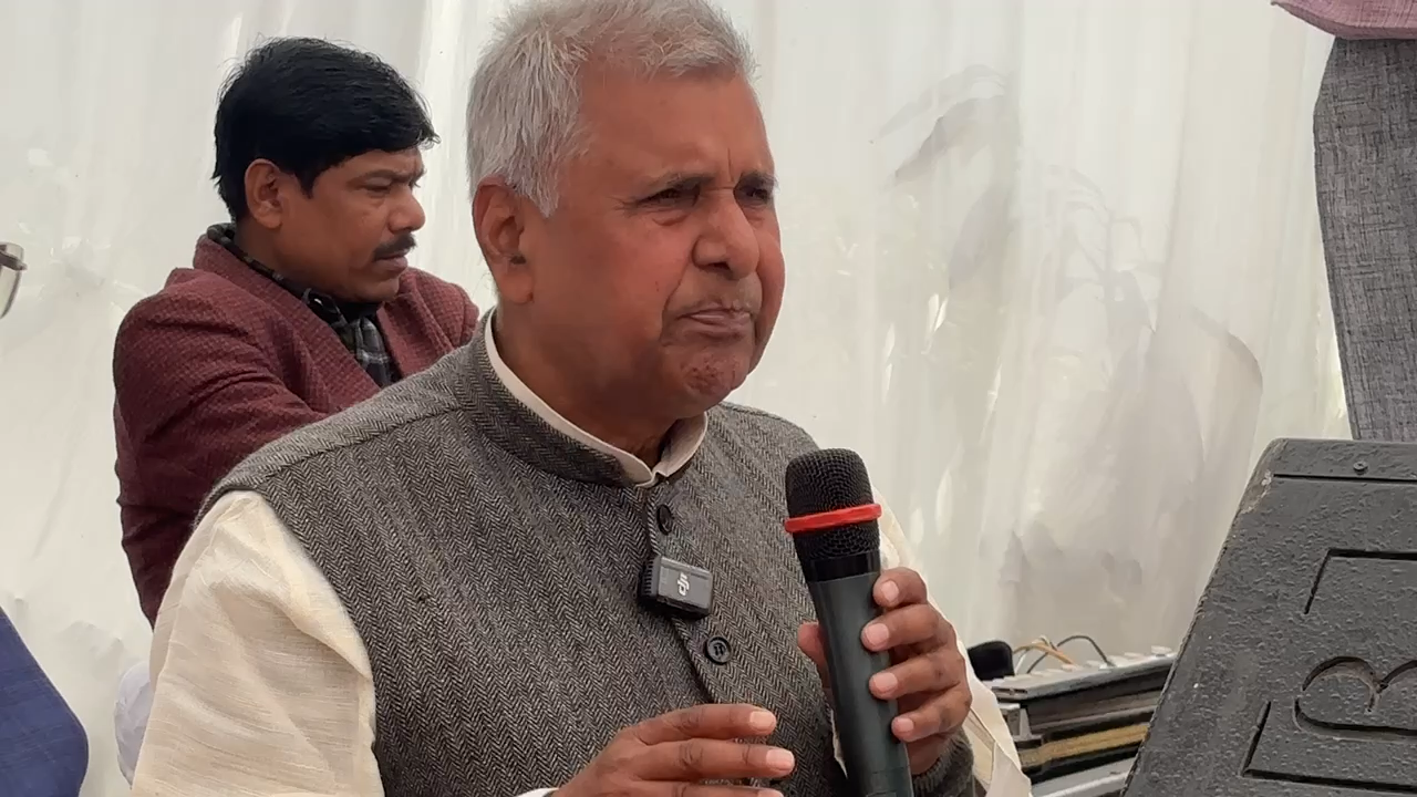 कल पिता जी की पहली पुण्यतिथि मनाई गई, इस अवसर पर मेरे घर आए सभी प्रियजनों एवं शुभचिंतकों का हृदय की गहराइयों से आभार एवं प्यार। #virendranarayanyadav #saran