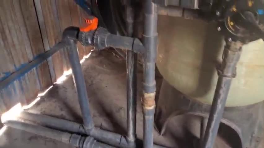मीटर का रिचार्ज खत्म होने से एक महीना से प्लांट बंद