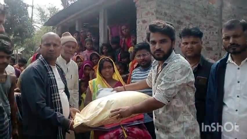 रायभीर निवासी समाजसेवी गुड्डू यादव ने अग्नि पीड़ित परिवारों को पहुंचाया मदद कहा मानव की सेवा से बढ़कर कोई सेवा नहीं......