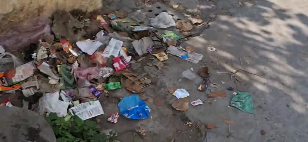 Model colony yamunanagar near partap college house no. 947 ek mahine se sfaai nai hui hai severage block hai