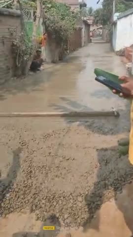 बरियारपुर में चालू हुआ सड़क निर्माण का काम काई लोगों ने दिखाई आपत्ती.
