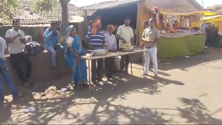 💐💐ग्राम उमराडी में महादेव मेला जाने वाले सभी भक्तो के लिए भंडारा का आयोजन किया गया।💐💐👏👏