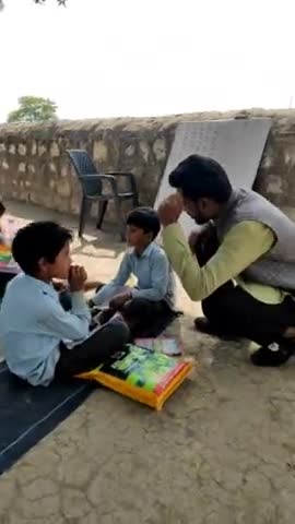 डर लगता है कही कमरें ना गिर जाए ये हालात है हमारे पिपल्दा विधानसभा क्षेत्र के -दिलीप राणावत