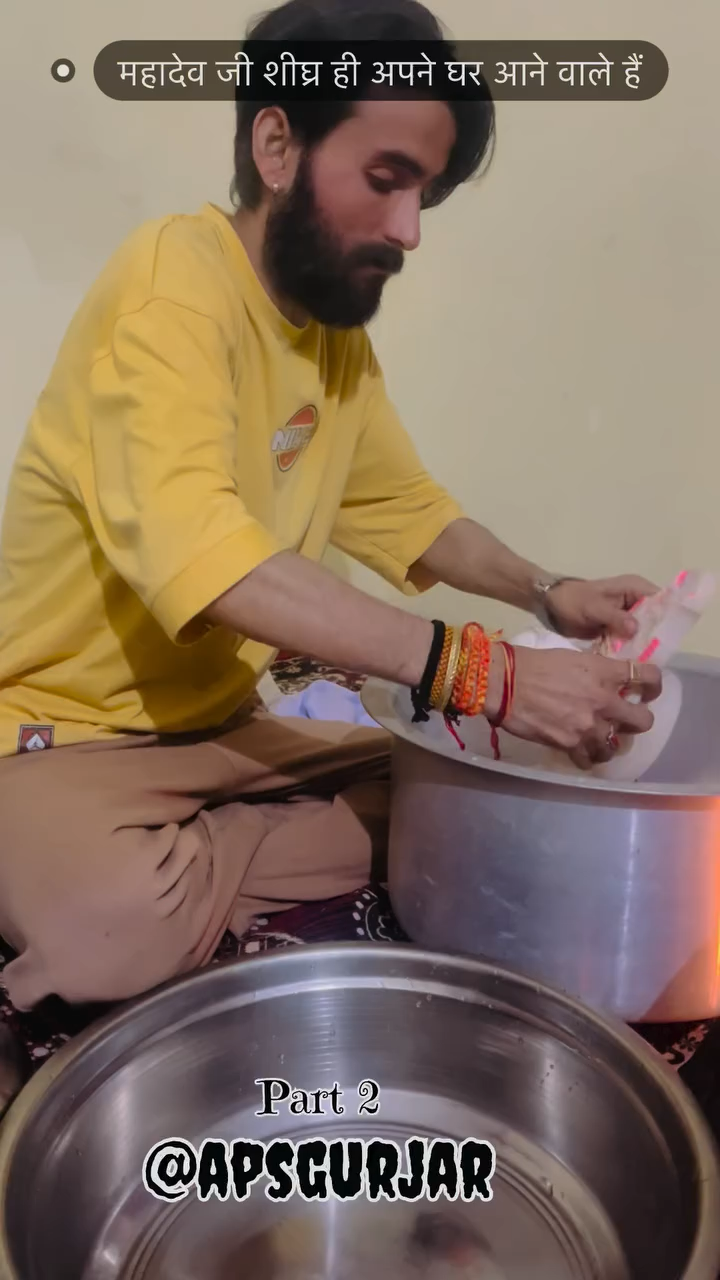 पार्ट 2. महादेव आ रहे हे मंदिर उहइ बनेगा. 

Respect Girls help poor help animals 

#apsgurjar #mahakal #support #gwalior