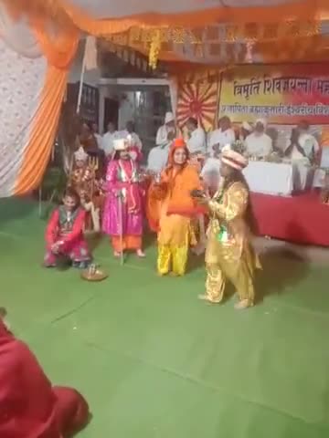 ब्रह्माकुमारी विद्यालय में महाशिवरात्रि पर कार्यक्रम एवं नाटक द्वारा प्रस्तुति दी चंदेरी नगर बासी ने बढ़ चढ़ कर लाभ लिया