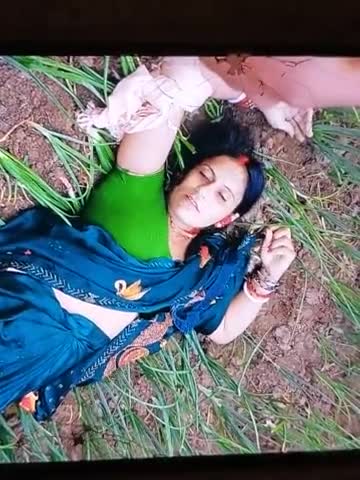 लखना के खैरा गांव में एक महिला का खेत में लाश मिला है जिसे गोली मारा गया है पहचान नहीं हो पा रहा है  28 फरवरी 2025
