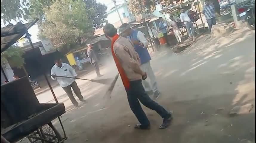 कई महीने के बाद _ खलियारी मे सफाई अभियान चलाया गया 🤣🥲 #खालियारी