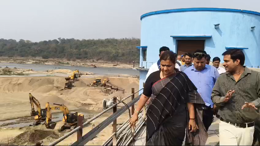 बोकारो विधायक श्रीमती स्वेता सिंह जी ने पानी की समस्या को देखते हुए pupunki पंप हाउस में निरीक्षण किए जल्द काम करने कहा