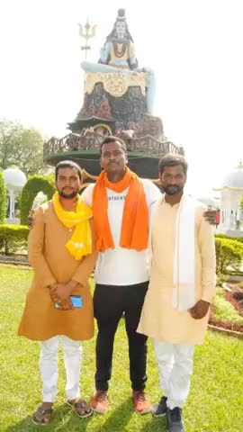 मेरे प्रिय मित्र भाई विकास गुप्ता जी और जुल्करनैन अंसारी जी के साथ
