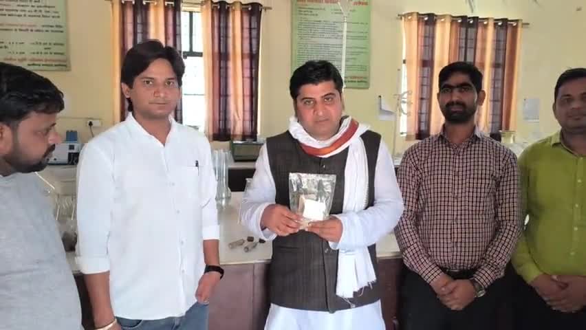 प्राकृतिक खेती शुरू करने का सही समय है, पहले #किसान खेत की मिट्टी की जांच अवश्य करायें और #naturalfarming प्रशिक्षण लें