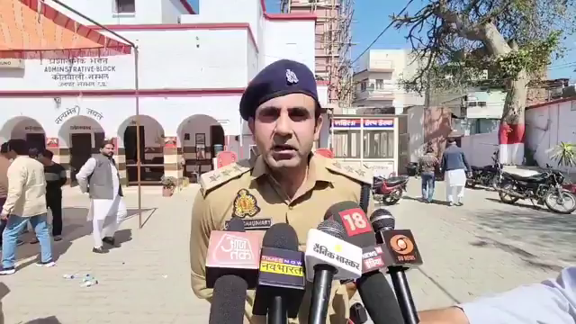 मुसलमानों का जुम्मा साल में 52 बार आता है होली साल में एक बार आता है मुस्लिम समुदाय को लगता  
Co Anuraj uttarpradesh