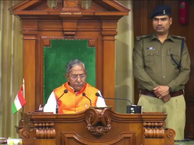 बिहार विधानसभा में बजट सत्र दौरान शुन्यकाल के माध्यम से किशनगंज जिला के पोठिया प्रखंड अन्तर्गत पोठिया बाजार, छत्तरगाछ बाजार एवं दामलबाड़ी बाजार में भारतीय स्टेट बैंक की शाखा खोलवाने की मांग सरकार से किया।
#SBIBank #Pothia #Kishanganj
