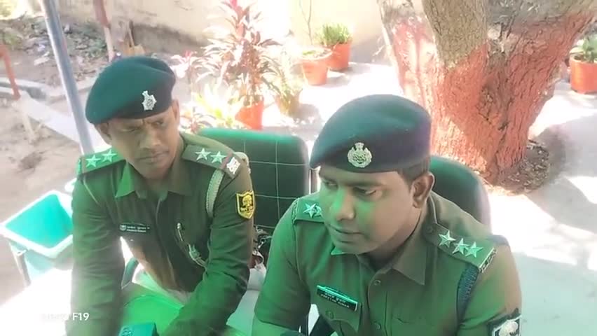 #पालीगंज अनुमंडल के #डीएसपी प्रीतम कुमार,#रानी तालाब थाना में पहुंचकर थाना प्रभारी से मिलकर जानकारी प्राप्त किए