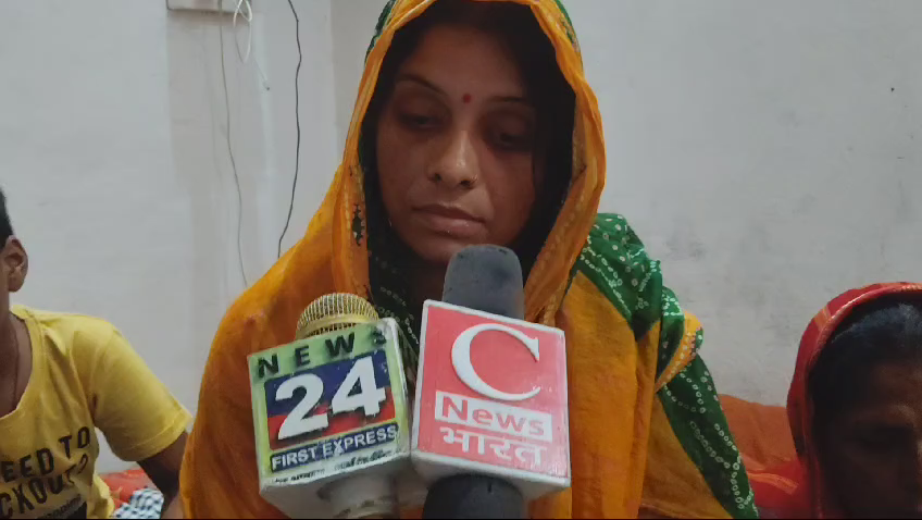 अंतराष्ट्रीय पत्रकार राष्ट्रीय अध्यक्ष देवेंद्र मिश्रा जिला अध्यक्ष फसाद शाहजहांपुर सुमित  कनोजिया रामवीर कनोजिया अनुज