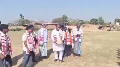 पतना: रिशोड में चांद भैरव युवा क्लब द्वारा तीन दिवसीय फुटबॉल प्रतियोगिता के फाइनल मैच का शुभारंभ