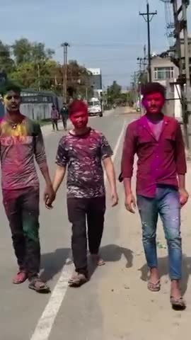 आप सभी को होली की हार्दिक शुभकामनाएं