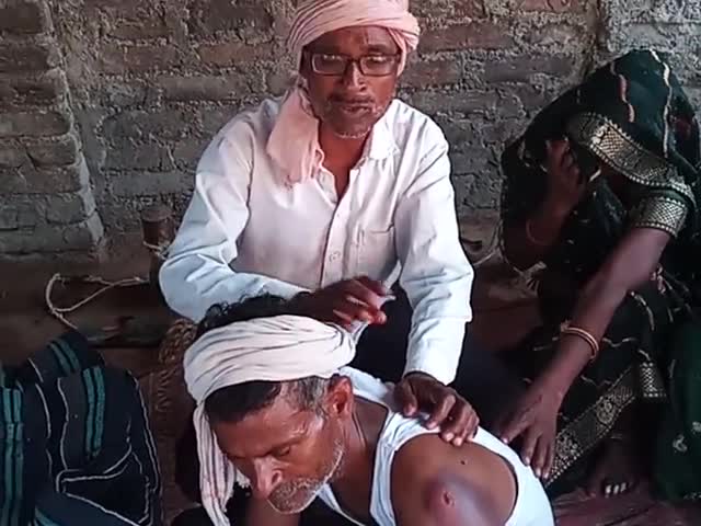 ग्राम पंचायत shahnagar me Pappu चौधरी ने ramautar katheriya के गेंहू sukha दिए h meri मदद की जाये