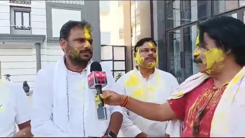 विश्वामित्र सेना की ओर से आप सभी को होली महापर्व की हार्दिक शुभकामनाएं, यह पर्व आपके जीवन में खुशियों और रंगों की बरसात करे🙏🙏💐💐 #विश्वामित्रसेना #बक्सर #highlight महर्षि विश्वामित्र फाउंडेशन राज कुमार चौबे बक्सर बक्सर, मिनी काशी बागेश्व