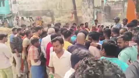 बरहरुवा: हाटपाड़ा में घर से फंदे से लटका मिला 25 वर्षीय युवक का शव, पुलिस ने किया बरामद