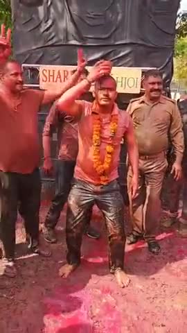 सर्व गुण संपन्न 
3 भाई तीनो तबाही 
DM sambhal
Co sambhal 
Sp sambhal 
#highlight #hilights #anujchaudhary