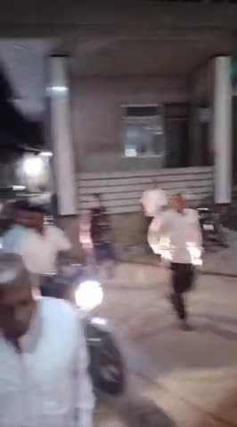खंडेला नगर पालिका अध्यक्ष याकूब मलकान की रिहाई के बाद खंडेला आगमन पर गर्मजोशी से स्वागत।