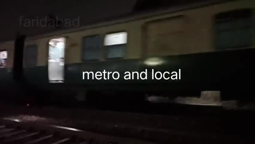 Local trains and metro #price #faridabad #palwal #delhi #ncr #फरीदाबाद ##metro #city #ballabhgarh #viral #trending #bk