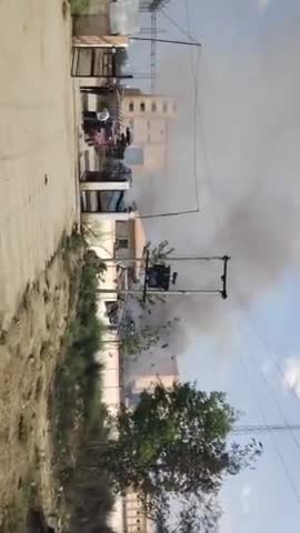 सिरसिरा गाव के साइङ मे बन रहा पावर प्लान्ट मे लगी भीसङ आग.!!2सेलन्डर फटा.!!