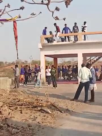माही नदी के तट पर माही नदी के तट पर बालेसर धूनी लसाड़ा भीमगढ़