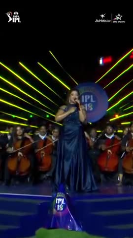 𝙂𝙊𝙊𝙎𝙀𝘽𝙐𝙈𝙋𝙎! 🇮🇳🥹

#shreyaghoshal at her very best in the #TATAIPL 2025 mega celebration! ✨