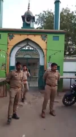 प्रयागराज के बहरिया थाना अंतर्गत सिकंदरा  रौजा लगने वाला सप्ताहिक मेला प्रशासन ने कराया बंद