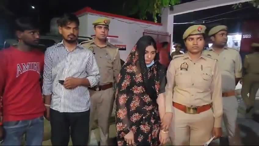 ⬆️पुलिस की हिरासत में तीनों आरोपी- हत्यारी दुल्हन, प्रेमी और शूटर औरैया न्यूज़ #news