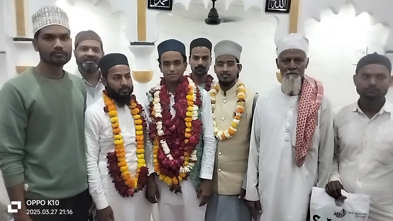 mahthua ka taravih mukmal hafiz kaif ne kiya
