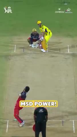 20th over and Thala, never ending story✨💛 #Msdhoni